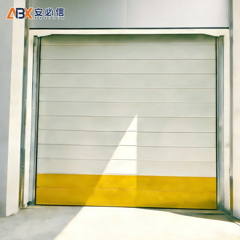 中山分段式滑升门